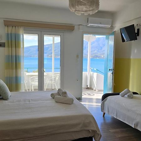 Theodora Rooms Poros Town エクステリア 写真