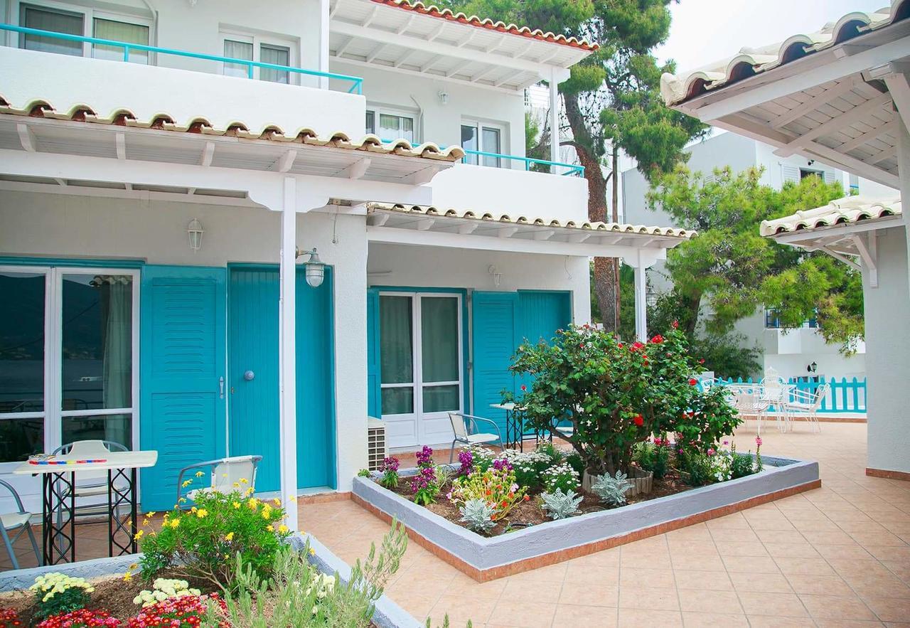 Theodora Rooms Poros Town エクステリア 写真