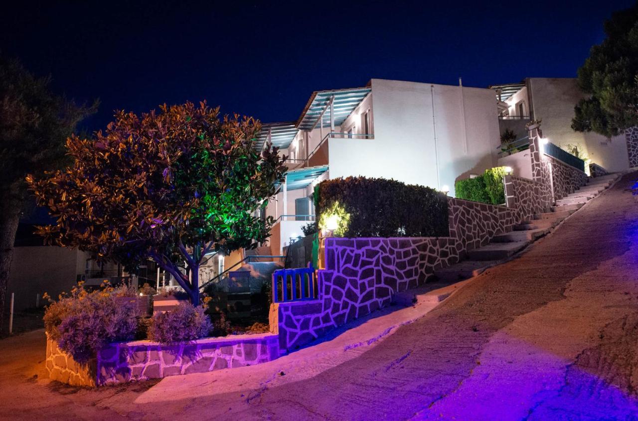 Theodora Rooms Poros Town エクステリア 写真