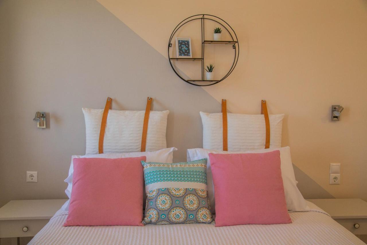 Theodora Rooms Poros Town エクステリア 写真